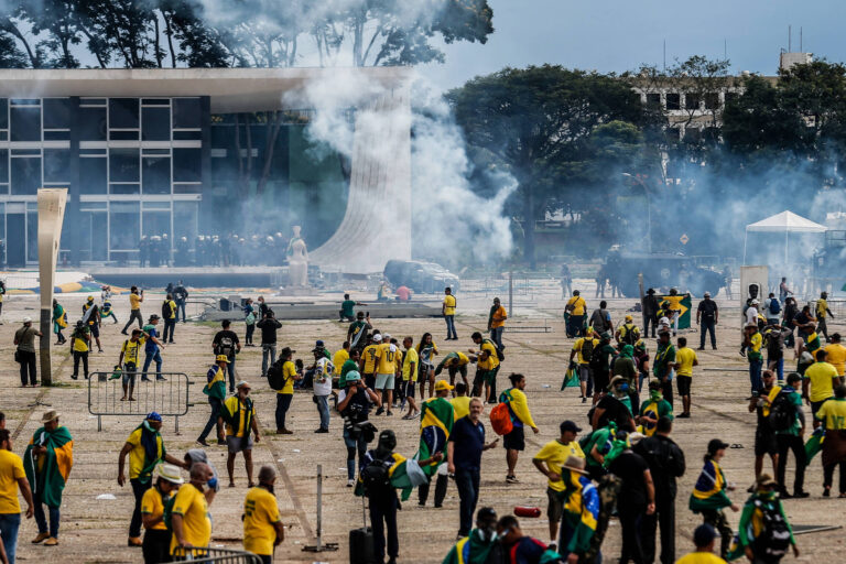 Acordos do 8/1 chegam a 546, e outros 237 são condenados a 1 ano sem aceitar proposta da PGR