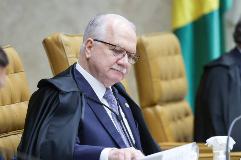 Mendonça, do STF, vota para rejeitar anulação de atos da Lava Jato contra Palocci