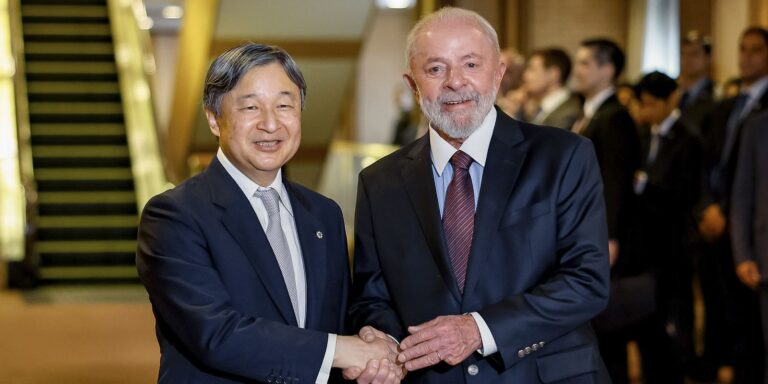 "Não adianta pedir anistia antes do julgamento", diz Lula no Japão