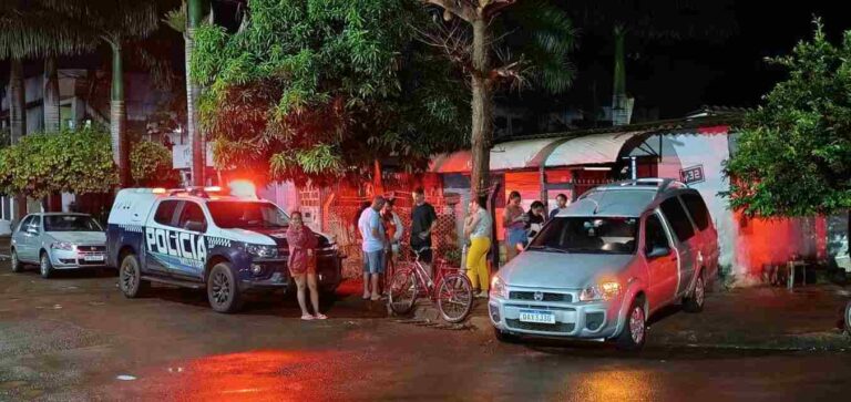 Executado dentro de casa, Lauro foi assassinado com tiro no olho e polícia apreendeu drogas