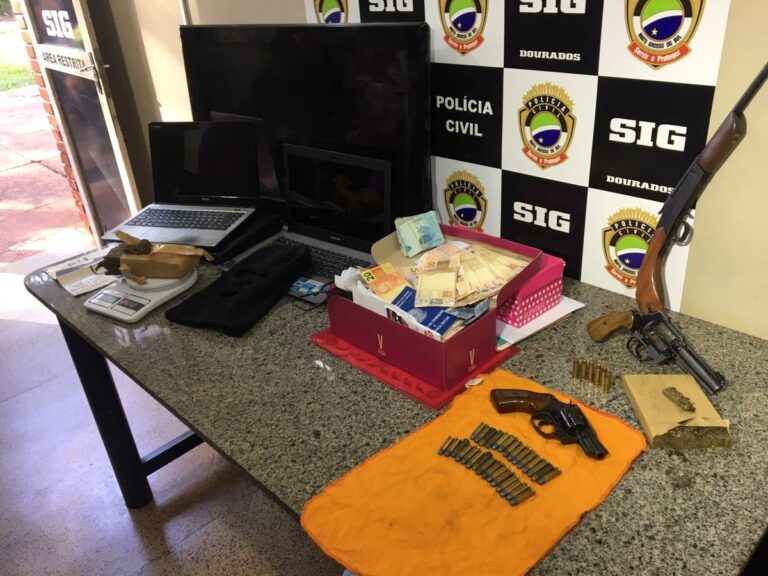 Polícia leva 11 para delegacia em operação sobre briga de gangues e mortes em MS