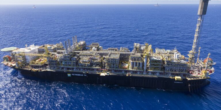 Produção de petróleo cresce 1,1% de janeiro para fevereiro