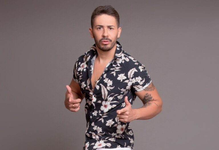 Carlinhos Maia apresenta show de humor 'Mas, Carlos!' pela primeira vez no AP