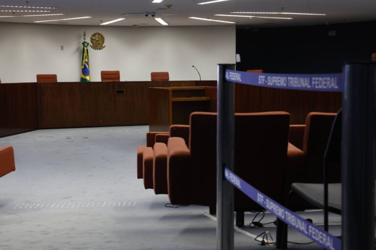 Opinião - Dora Kramer: Trabalhos de Hércules