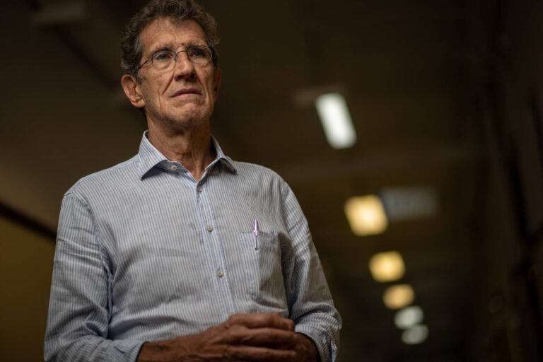 Ultraprocessados não afetam só a saúde, mas também culturas alimentares, diz Carlos Monteiro