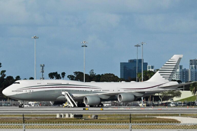 Dar avião de ultraluxo a Trump é 'coisa normal entre aliados', diz Qatar